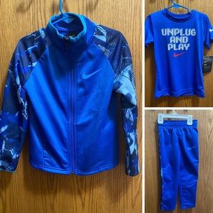 3 piece Boys size 4 T Nike outfit.